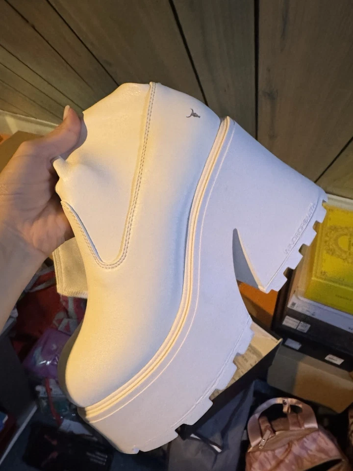 Bota Plataforma Elástica Blanca Talla 8 Windsor Smith Nueva Con Caja Mujer  Foto 4 de 4