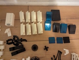 Lego 6783 Classic Space Sonar Transmitting Cruiser 100% Complete with Minifigs