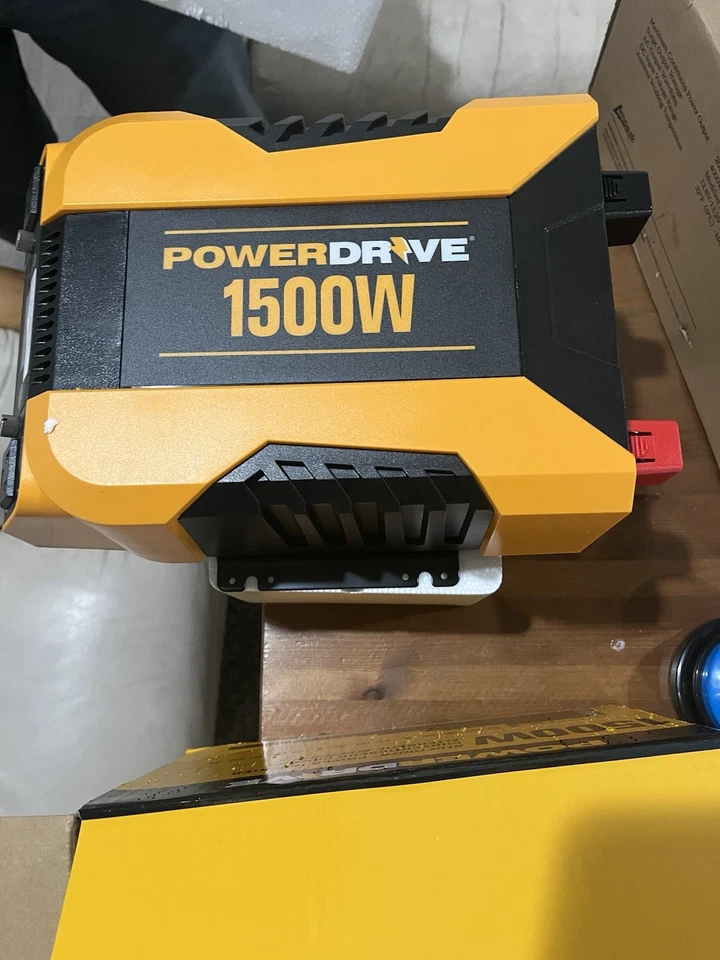 POWERDRIVE 1500W Bluetooth Inversor Convertidor Continuo-alternativo Bluetooth BN Foto 3 de 4