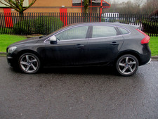 2015 VOLVO V40 2.0 LT T3 R-DESIGN NAV FINISHED IN  ONYX BLACK... BIG SPEC...RTG