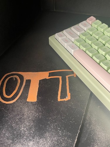 Custom GMK67 "Butterfly" Mechanical Keyboard. Hot Swappable.Epomaker PBT Keycaps - Picture 3 of 3