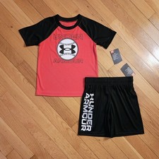 NEW Under Armour Little Boy Baseball Tee  Short Set, Red/Black sz 4 