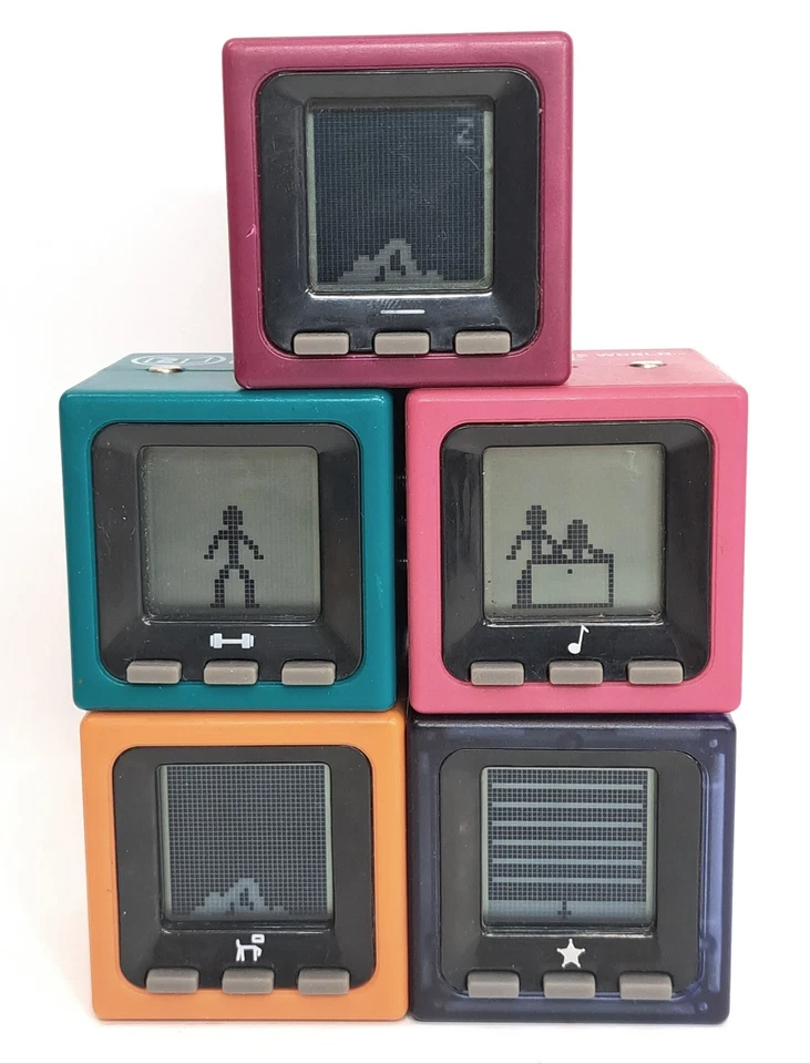 5 RADICA CUBE WORLD STICK MAN VIDEO GAMES -SLIM, SCOOP, MIC, CHIEF, HANS WORKING - Image 3 of 4