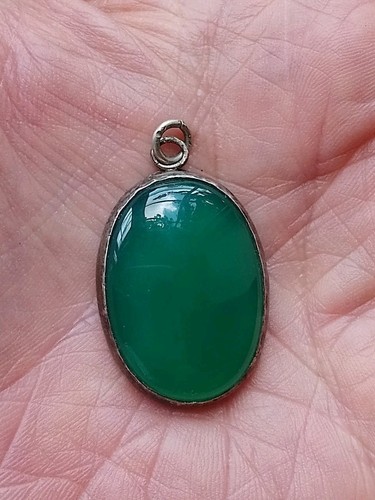 Hermoso Colgante Calcedonia Plata Antigua Buen Tamaño 30 mm En muy buena condición - Imagen 5 de 5