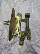 2015-2019 HYUNDAI GENESIS G80 REAR RIGHT BLINDSPOT RADAR SENSOR BRACKET OEM