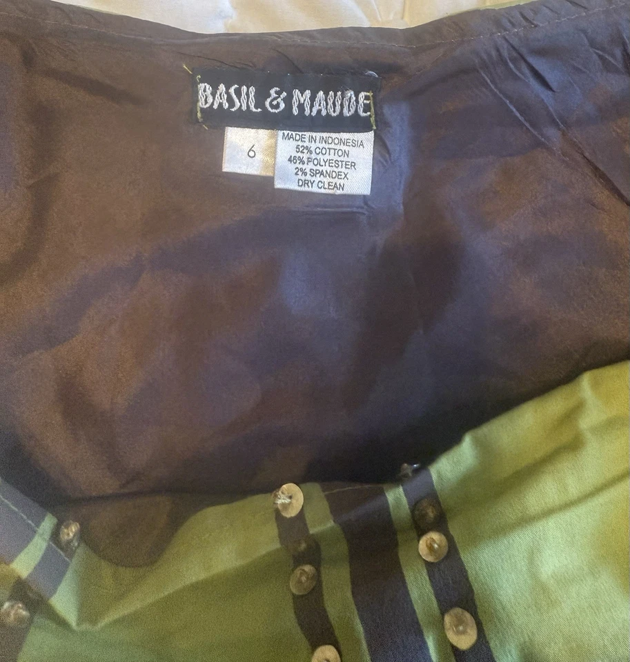 Basil & Maude Anthropologie Women's A-Line Skirt Green/Brown Size 8 Lined Zip - Image 4 of 4