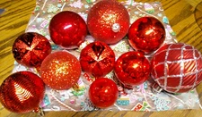 10pc Red CHRISTMAS 2- 3.5" Lot #14  Assorted Ball Ornaments-Glass/Plastic   1036