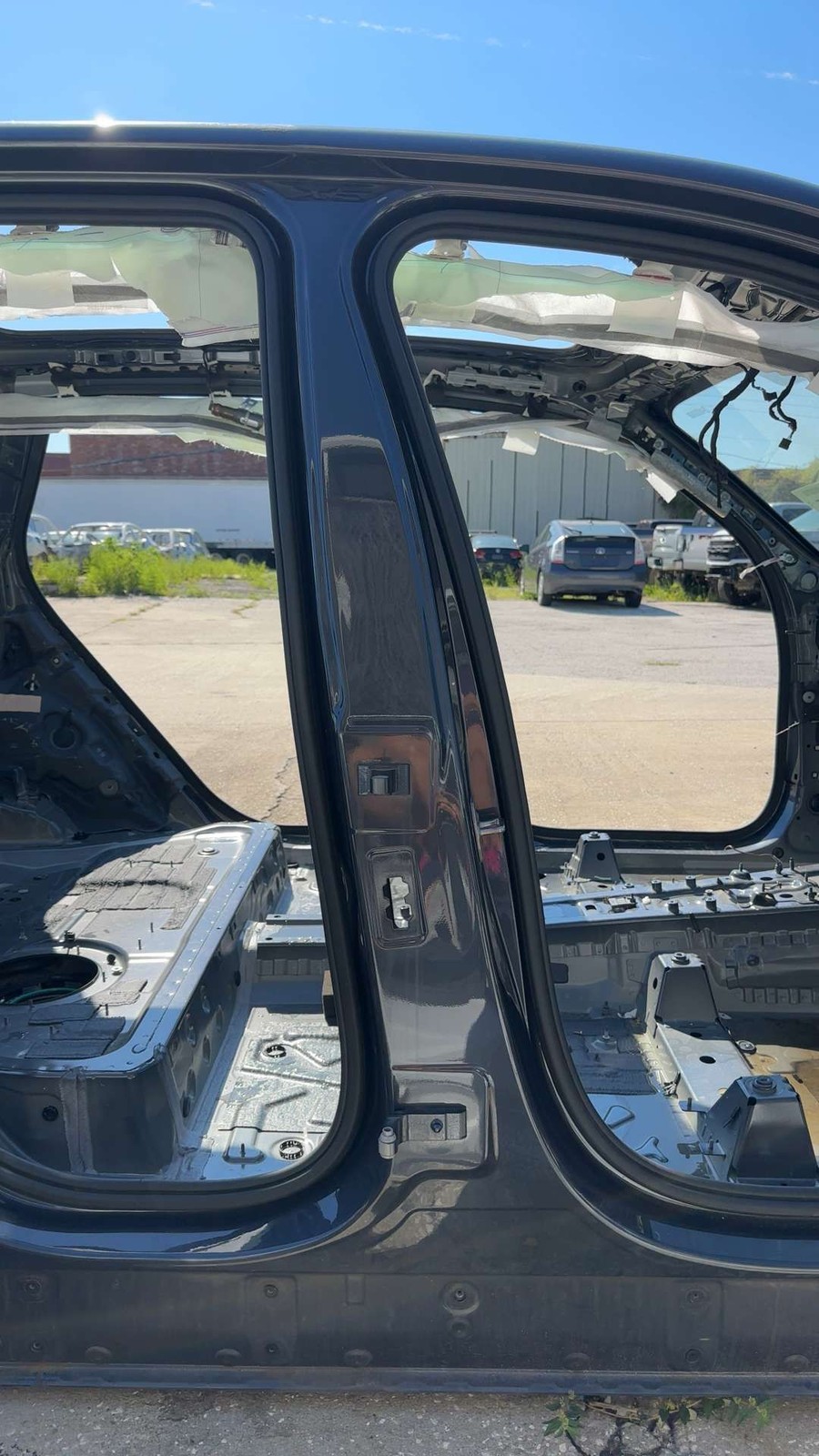 2019-2023 Bmw X5 Right B-pillar Artic Gray C27 Oem 41007955044 / 41007955030