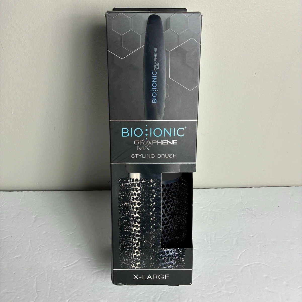 Bio Ionic Graphene MX “Frizz Free” Thermal Styling Brush - XLarge GrapheneMX - Styling Brush Extra Large 65mm main image 3