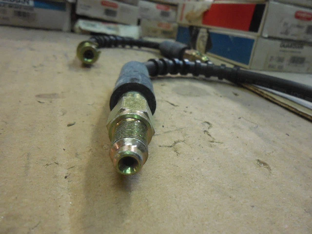 Manguera de freno delantera izquierda/derecha Mercury Cougar 83-84 31-110132 G186 Foto 4 de 4