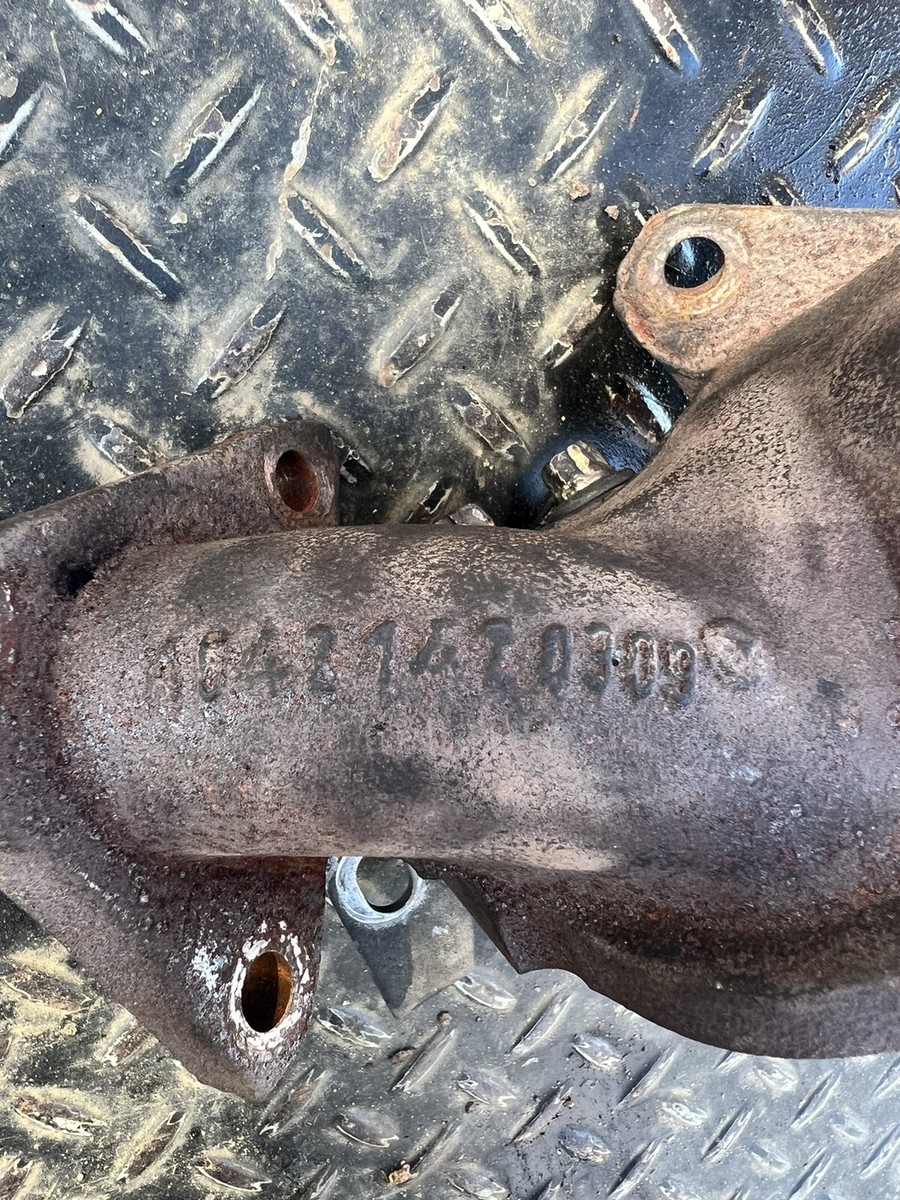 09 Mercedes E320 Diesel Turbo Turbocharger Exhaust Manifold Elbow 