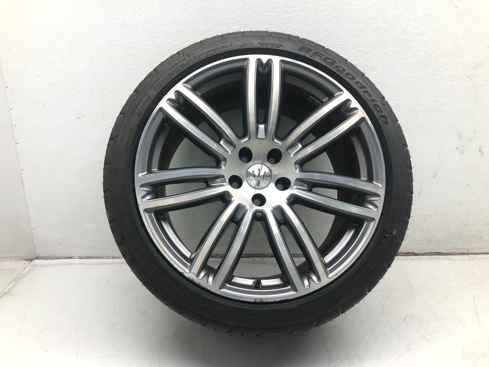 2014-2019 MASERATI GHIBLI SQ4 REAR WHEEL RIM TIRE 10.5Jx20H2 OEM #NOTE.