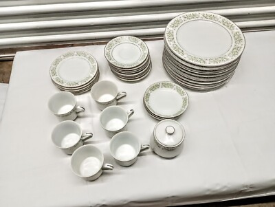 Vintage Taihei Springtime Fine China Japan 35 Piece Dinner Set 