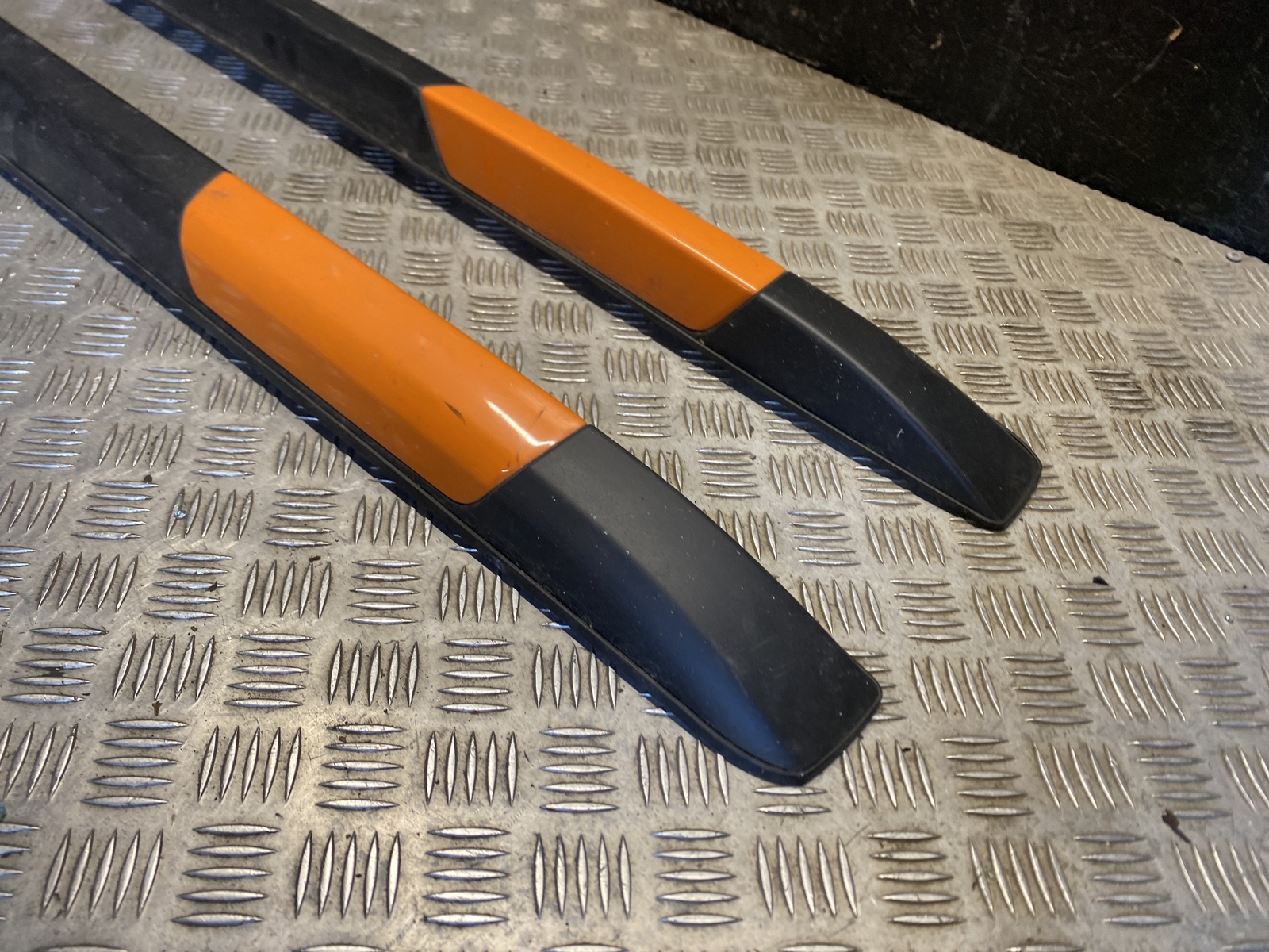 738202071R roof bar for DACIA SPRING ELECTRICO 01.21 738213173R