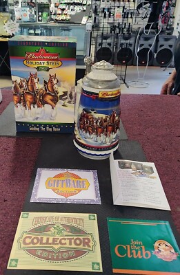 Budweiser 2002 Stein Holiday Beer  Guiding The Way Home CS529E