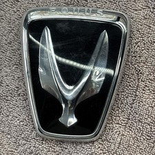 2012 Hyundai Equus Hood Emblem Needs New Adhesive To Install