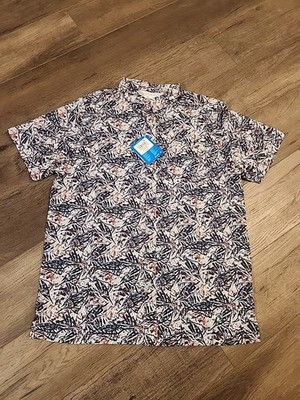 Columbia PFG Men's Medium Super Slack Tide Camp Shirt Short Sleeve (SRP $60.00)