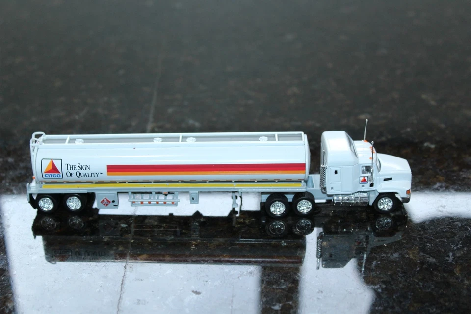 Винтажный спичечный коробок ультра рекламный полугрузовик Citgo Mack CH600 танкер - Изображение 4 из 4