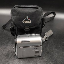 Samsung VP-D351 20x Optical Zoom Video Camera Camcorder Used Working