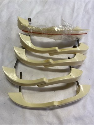 Bulk 5 x Turner Australia Door Handles 15.5cm Cream Handles