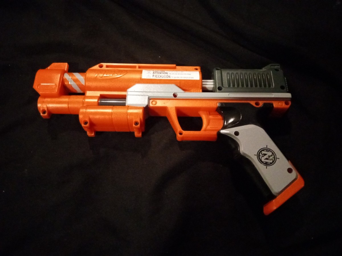 Nerf Gun Blaster Zombie Strike 2009 Hasbro Fun Shooting Toy