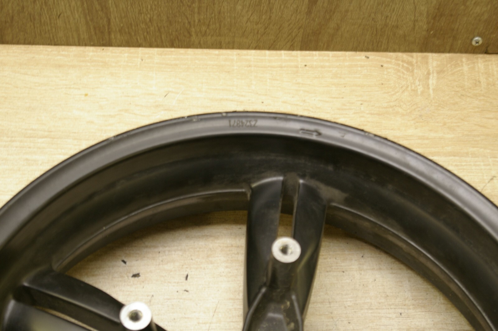BMW K18 / K19 C600 Front wheel rim 15x3.5 8568794 DAMAGED for sale 