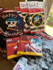 LOT New Pirate Party Supplies, plates, napkins, Favor bags, And Table Cover