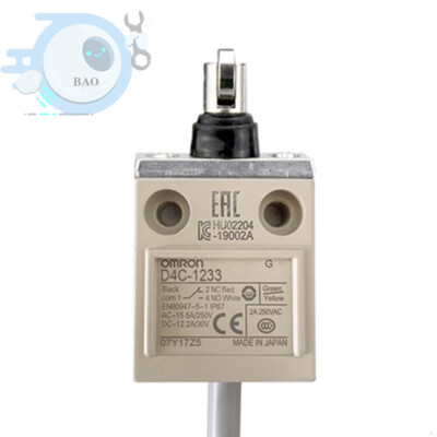 1PCS New Omron D4C-1233 D4C1233 Limit Switch 