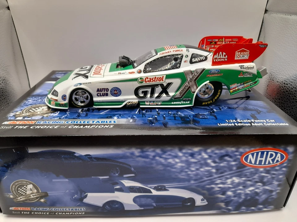 Coche divertido Mustang Ashley Force Castrol GTX 2008 1:24 Foto 2 de 4
