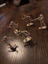 Vintage Marx pioneer figures 5 pc