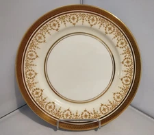 Aynsley Gold Dowery 7892 Gold Encrusted Smooth Rim  Salad Plate  8 1/4"
