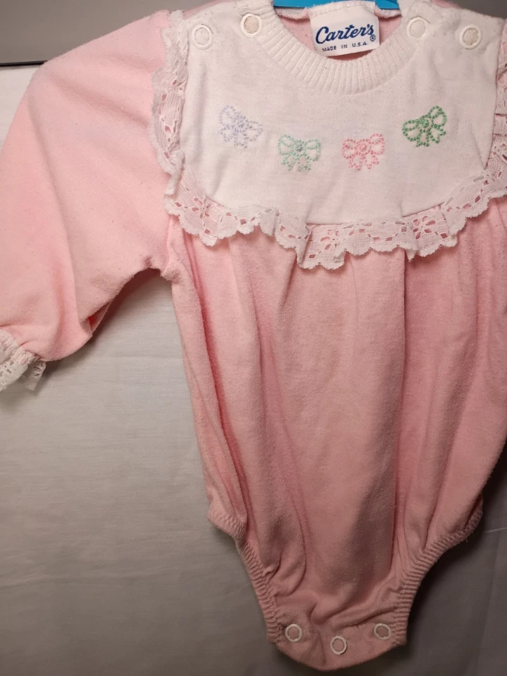 Carter's Vintage Baby Girl One Piece Pink With Embroidered Flowers Size NB - Image 2 of 4