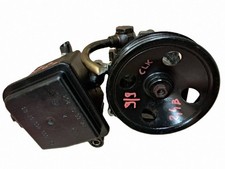Pompe à essence Mercedes 209