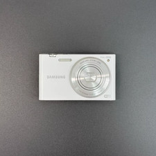 Samsung MV900f 16.0 MP 5x Optical Zoom Flip-out Vlog Digital Camera White