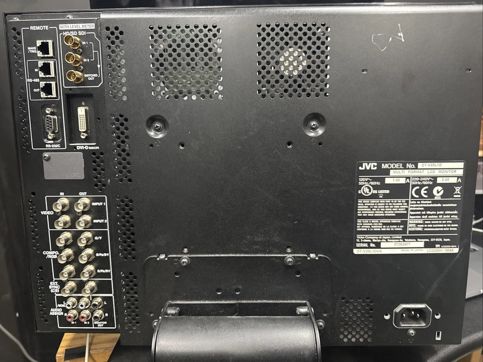 JVC DT-V20L1D Multiformat 20" LCD Broadcast Monitor (NTSC & PAL) - Image 3 of 3