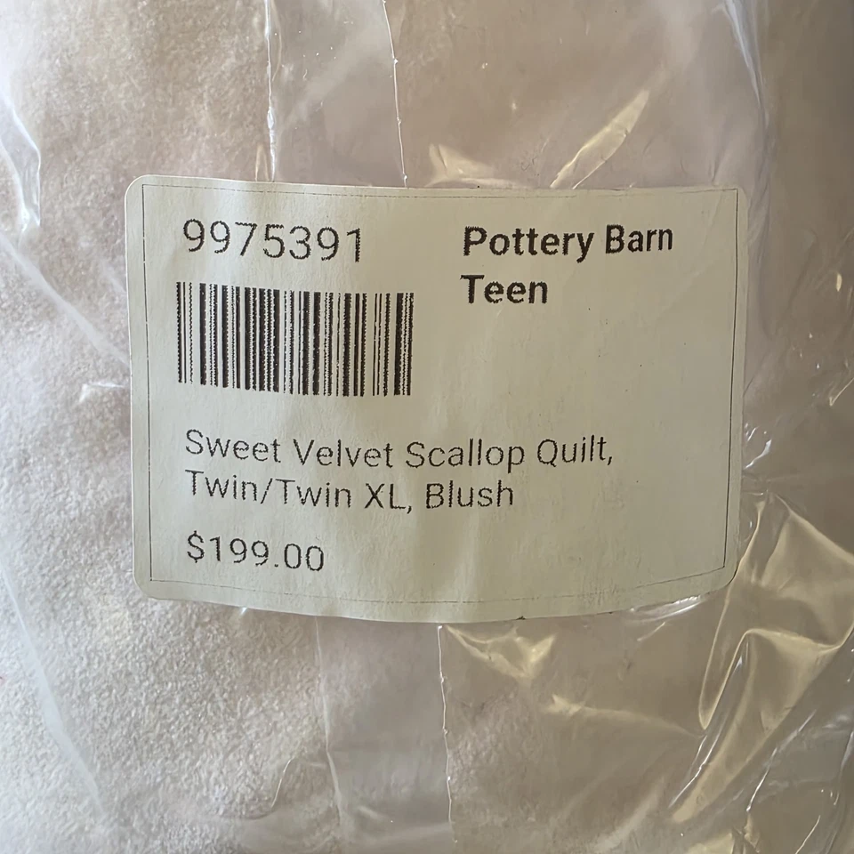Pottery Barn Teen Sweet Velvet Scallop Twin Quilt  Blush - Image 4 of 4