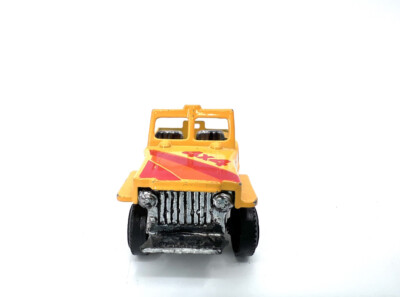 Diecast Toy Jeep CJ-7 Open Roof 4x4 Yellow & Red Off-Road Vehicle
