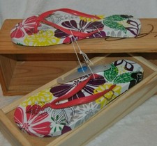 Women's Multi Color Floral Design Flip Flops Size L 10/11 NWOB