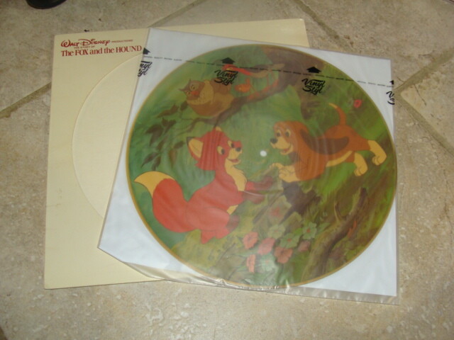 VINYL RECORD DISNEYLAND WALT DISNEY THE FOX AND THE HOUND PICTURE