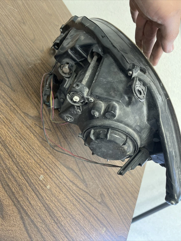 03-05 英菲尼迪 G35 Coupe 原始设备制造商右前灯总成 26010-AM826 — 第 3/4 张图片