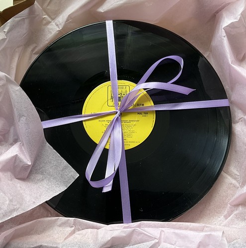 2 hochwertige handgefertigte echte Original Retro Vinyl Schallplatte Tischsets, mit Ständer - Bild 4 von 6
