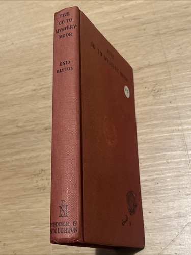 Enid Blyton - Five Go To Mystery Moor - 1954 First Edition Hardcover - Picture 2 of 3