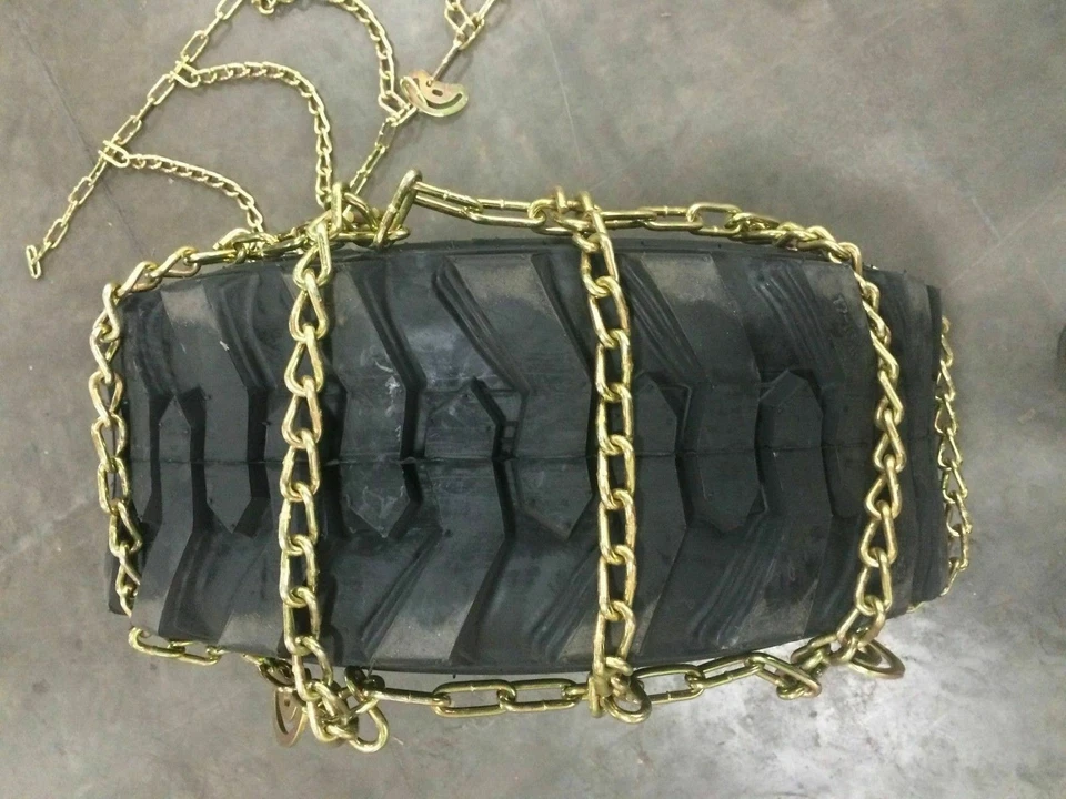 CADENAS NEUMÁTICOS MINICARGADORA 12-16,5 7MM NUEVAS (Par de 2 Cadenas) Foto 2 de 4