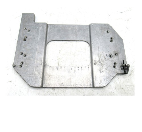 Mercedes-Benz W210 Halterung Motorsteuergerät A2105400173