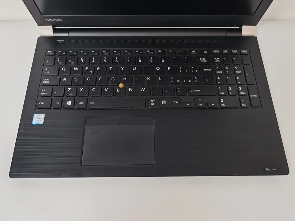 NOTEBOOK TOSHIBA TECRA A50-EC INTEL CORE I5-8250U 8GB RAM 512GB SSD WIFI WEBCAM - Immagine 2 di 4