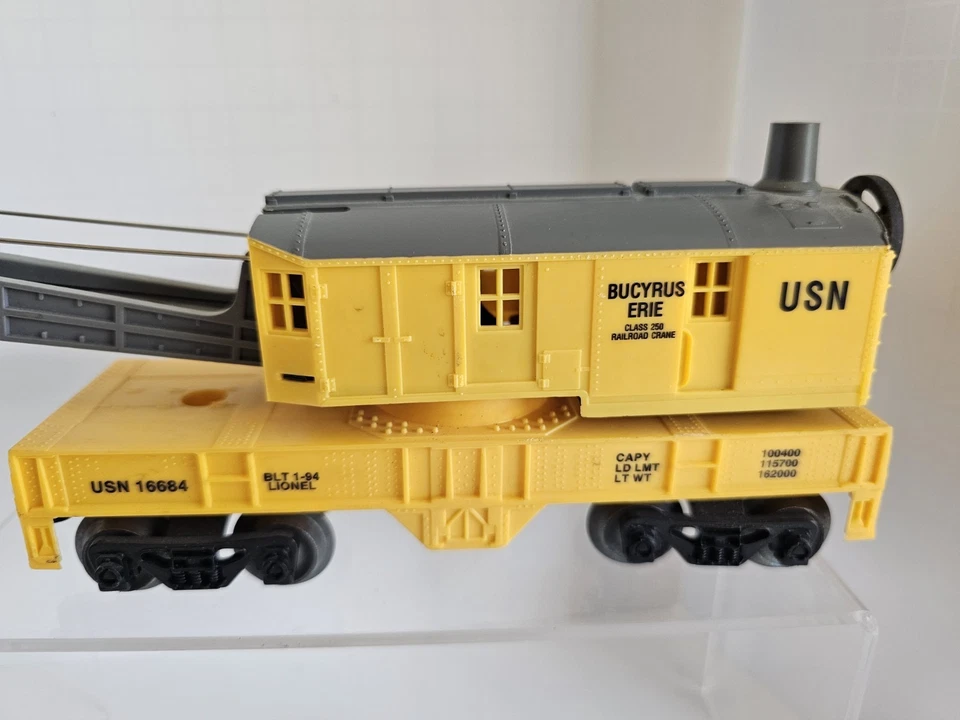 1994 Lionel 6-16684 O Gauge U.S. Navy Operating "Bucyrus Erie" Crane Car - Image 2 of 4