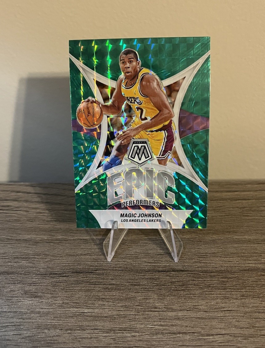 2023-24 Panini Mosaic - Epic Performers Magic Johnson #16 Green Mosaic Prizm