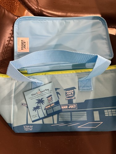 Trader Joe's Mini Borsa Porta Pranzo Isolata Next Craze Limited Blu Mare ๐๏ธ - Foto 12 di 12