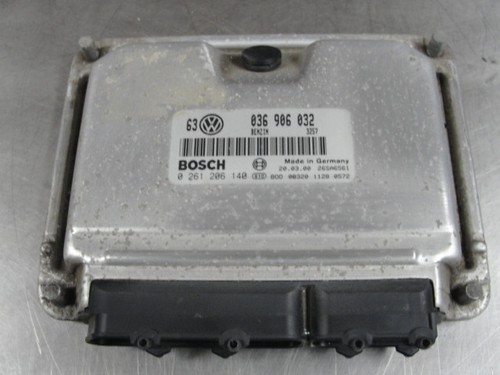 VW Golf 4 ECU Steuergerät 036906032 / 0261206140 Motorsteuergerät