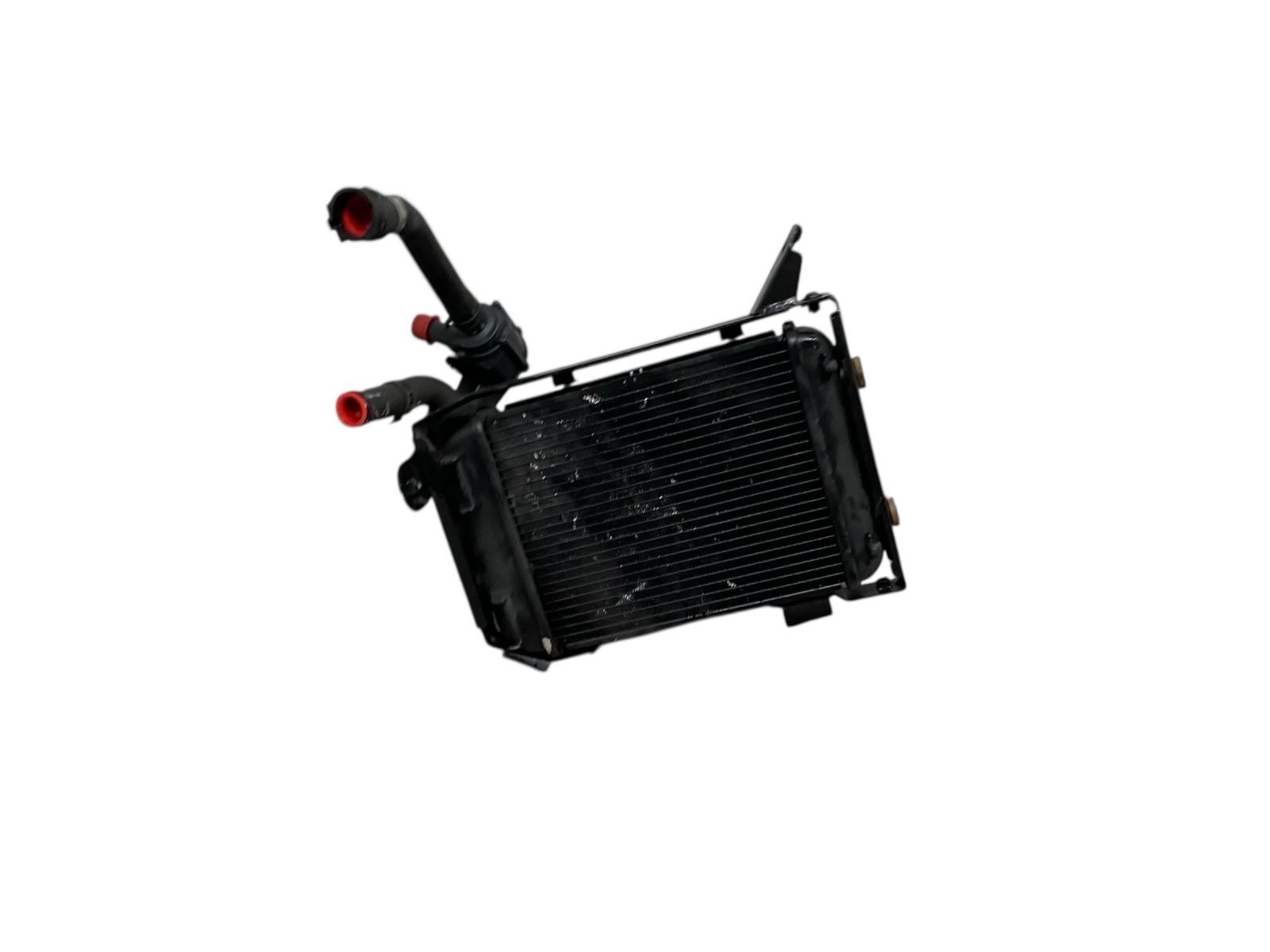 2015 BENTLEY CONTINENTAL 4.0L LEFT AUXILIARY RAD & FRONT DIFFERENTIAL OIL COOLER